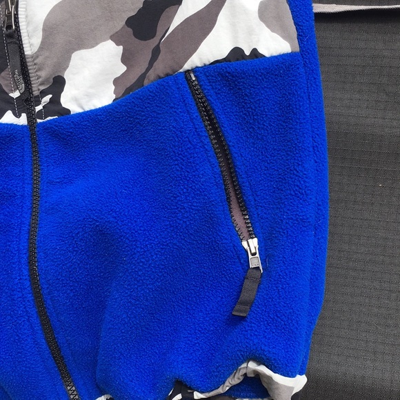 Boys North Face fleece jacket - Picture 4 of 5